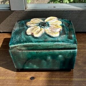 Handcrafted Green Ceramic Flower Box pottery